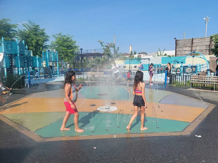 Levy Playground Picture 6