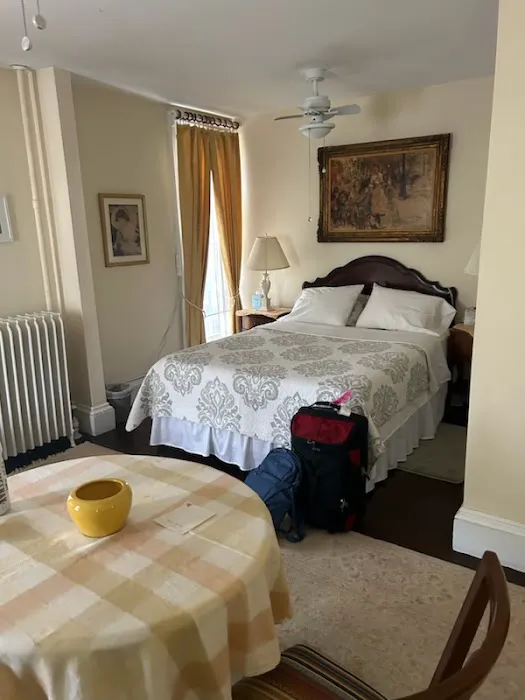Victorian Bed And Breakfast Of Staten Island Picture 5