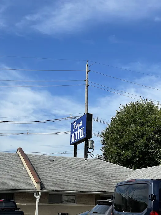 Royal Motel Picture 2