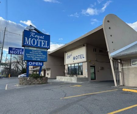 Royal Motel