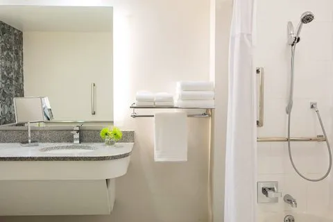 Renaissance Meadowlands Hotel Picture 2