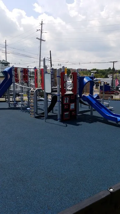 Hilltop Park Picture 6