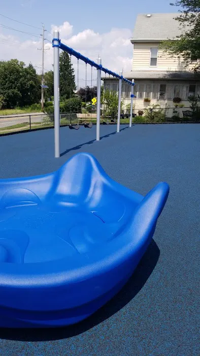Hilltop Park Picture 5