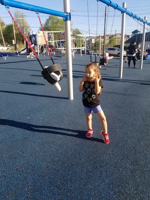 Hilltop Park Picture 10