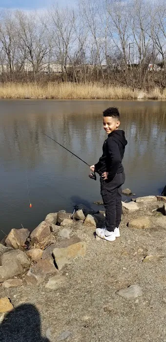 Duck Pond Park - Fishing Place Picture 1