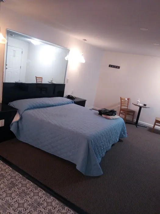 Winslow Motor Hotel Picture 5
