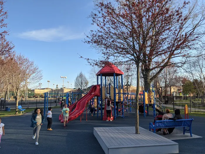 Lyndhurst Municipal Park Picture 1