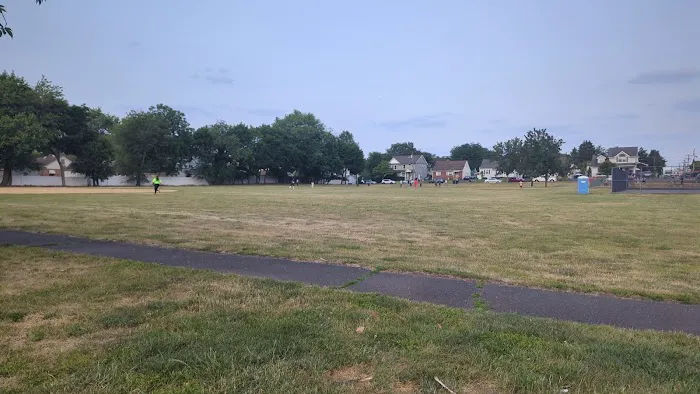 Dunney Park Picture 5