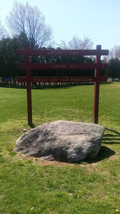 Latteri Park Picture 2