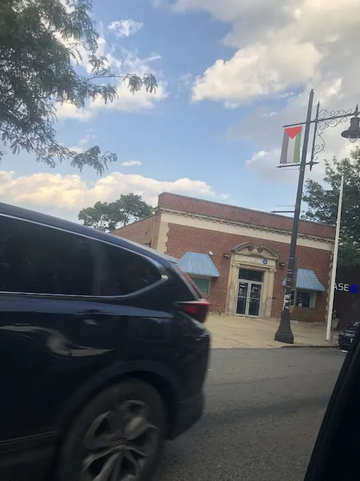 Main & Eagle Triangle Picture 1