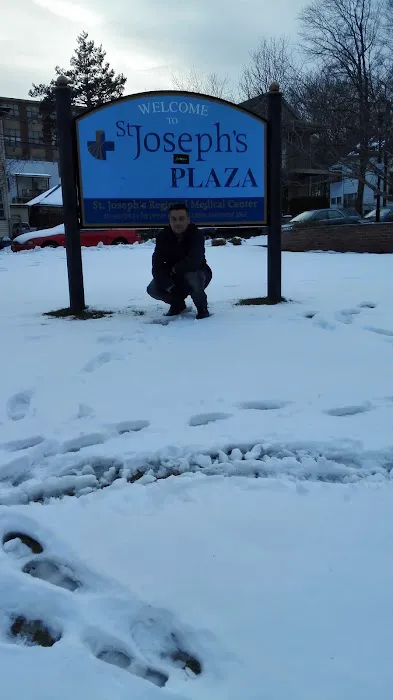 Main & Hine St. Triangle Picture 8