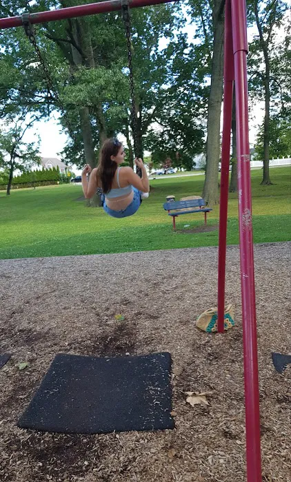 Albion Memorial Park Picture 2
