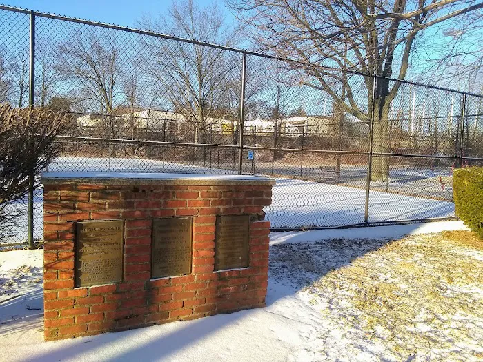 Sperling Park Picture 8