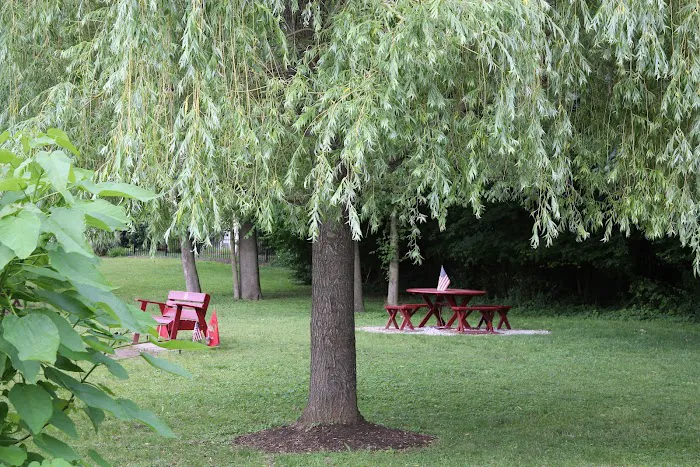 Zabriskie Pond Park Picture 6