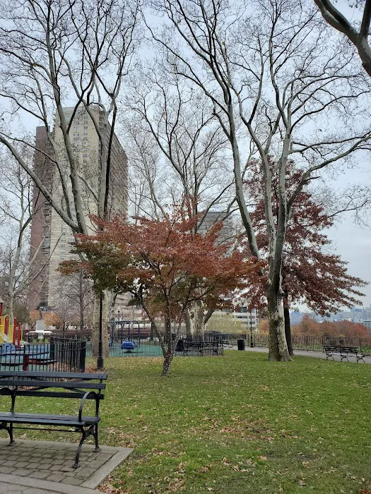 The Old Glory Park Picture 7