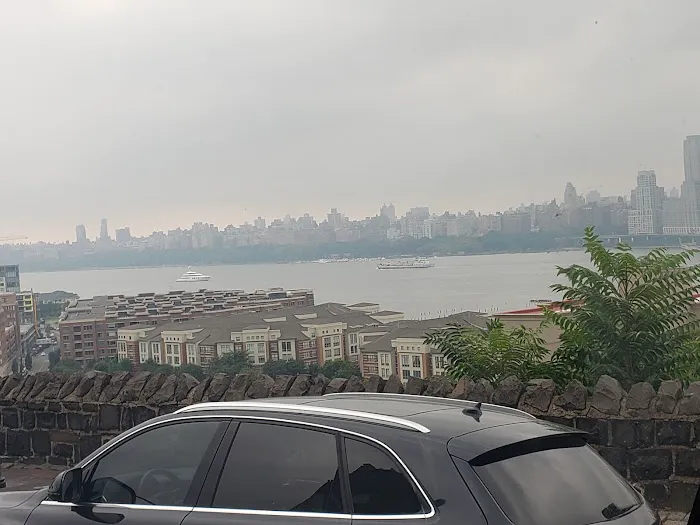 Township of Weehawken Veterans Park Picture 1