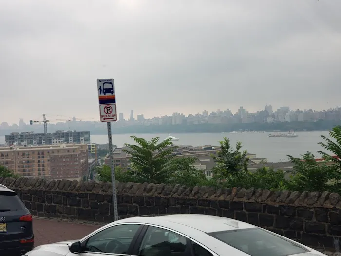 Township of Weehawken Veterans Park Picture 5