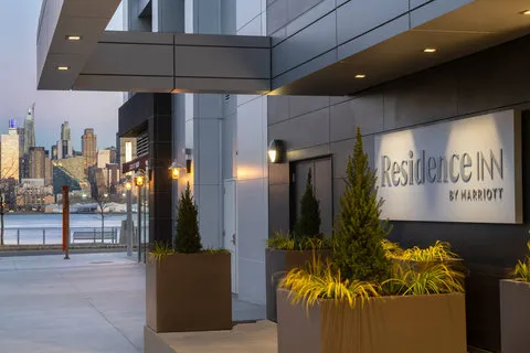 Residence Inn Weehawken Port Imperial Picture 3