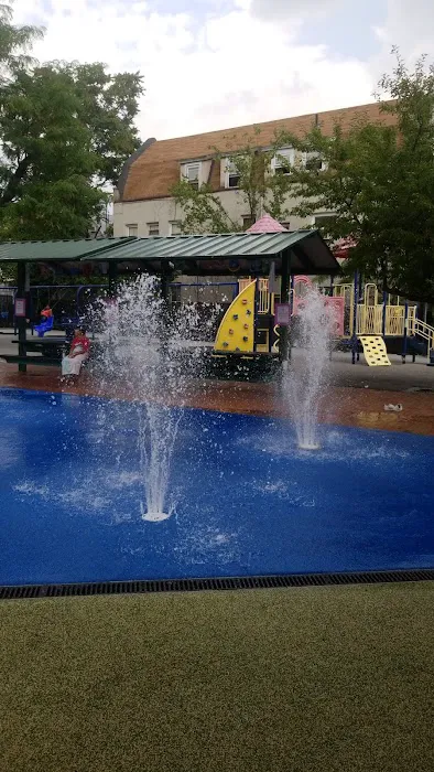 Louisa Park Picture 8