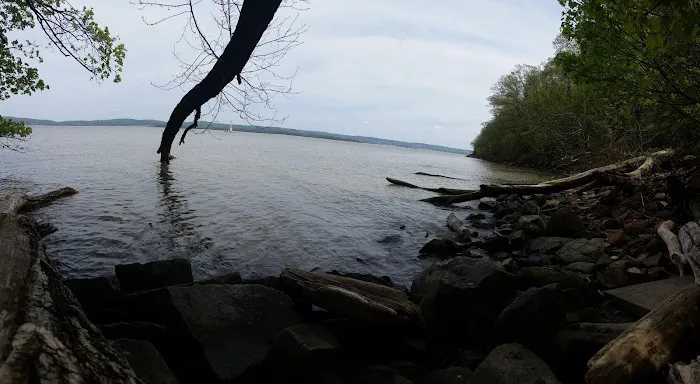 Haverstraw Beach State Park Picture 9