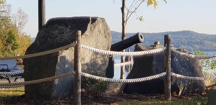 Emeline Park Picture 6