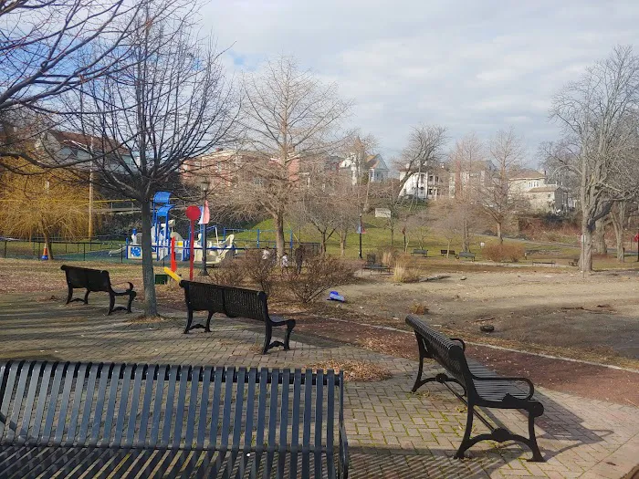 Emeline Park Picture 6