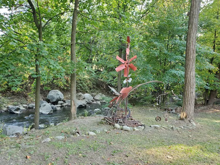 Creekside Sculpture Trail Picture 5