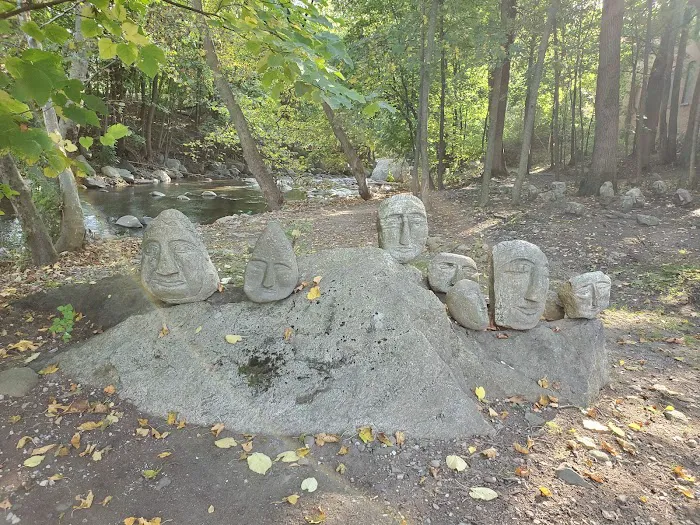Creekside Sculpture Trail Picture 8