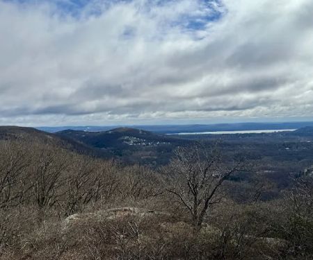 Tuxedo-Mount Ivy Trailhead (T-MI)