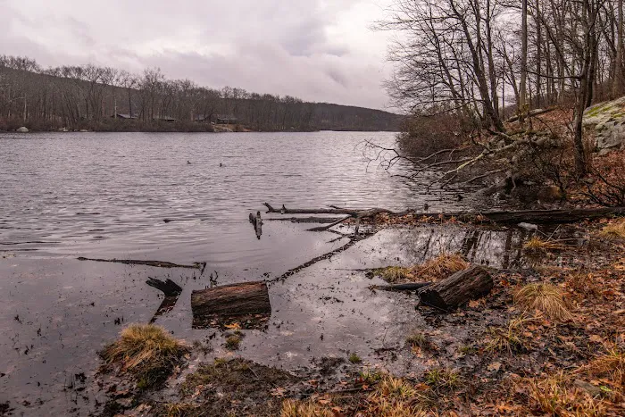 Lake Kanawauke Picture 2