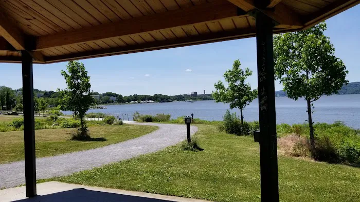 Peekskill Landing Park Picture 8