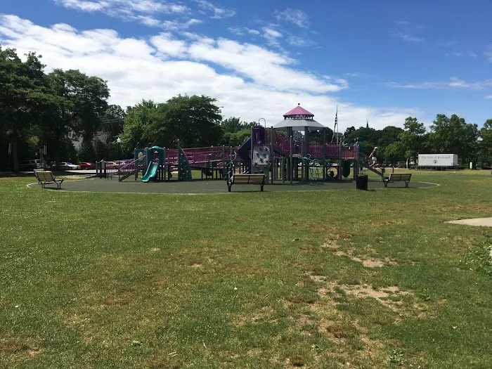 Peekskill Landing Park Picture 3