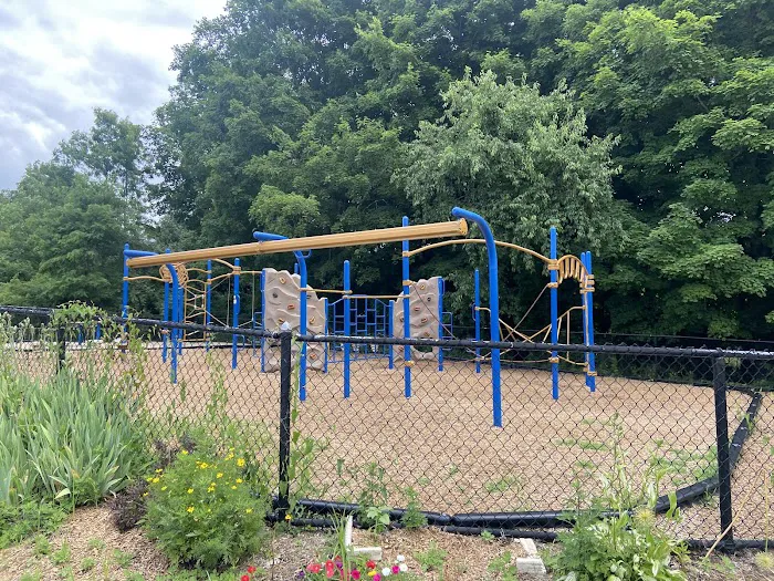 Baldwin Meadows Park Picture 3