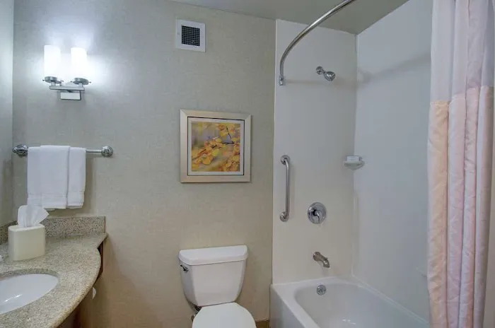 Hilton Garden Inn Norwalk Picture 6