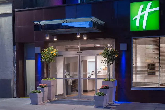 Holiday Inn Express New York City Times Square by IHG Picture 2