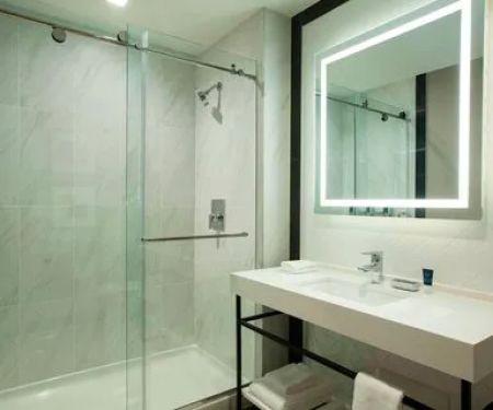 Four Points by Sheraton Manhattan Midtown West
