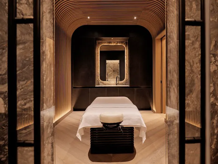 Equinox Hotel New York Picture 9