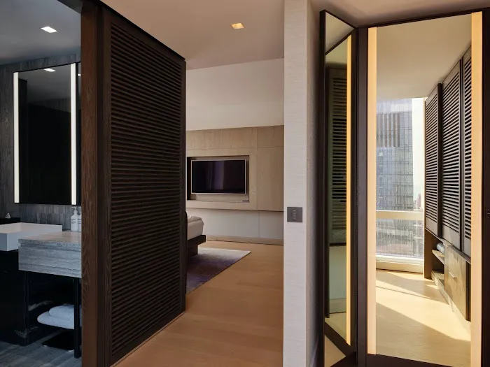 Equinox Hotel New York Picture 6