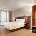 La Quinta Inn & Suites by Wyndham Times Square South