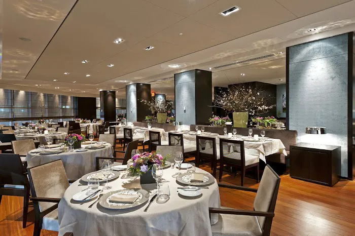 The Langham, New York, Fifth Avenue Picture 2