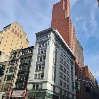 U Hotel Fifth Avenue ico