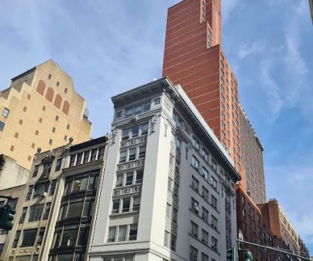 U Hotel Fifth Avenue