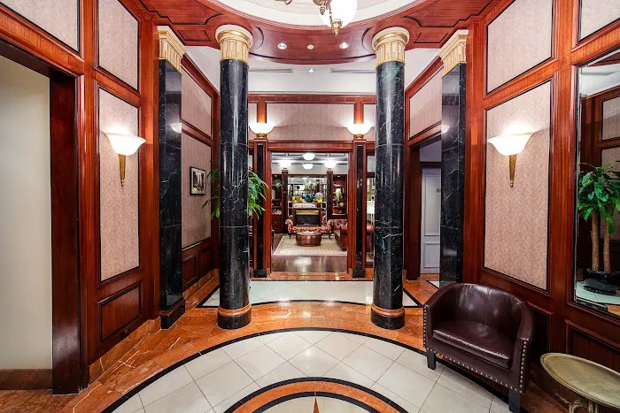 The Avalon Hotel Picture 3