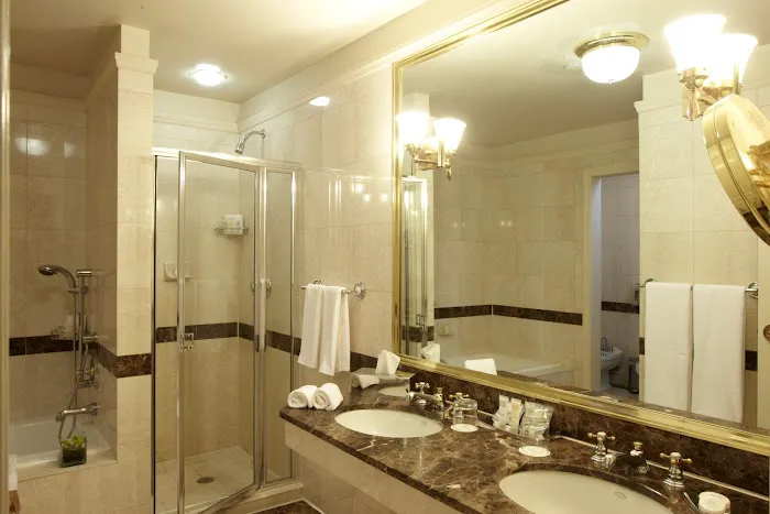 The Avalon Hotel Picture 10