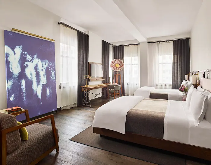 Refinery Hotel Picture 4