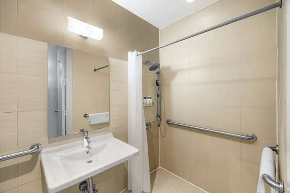 Hotel 27 by LuxUrban Picture 1