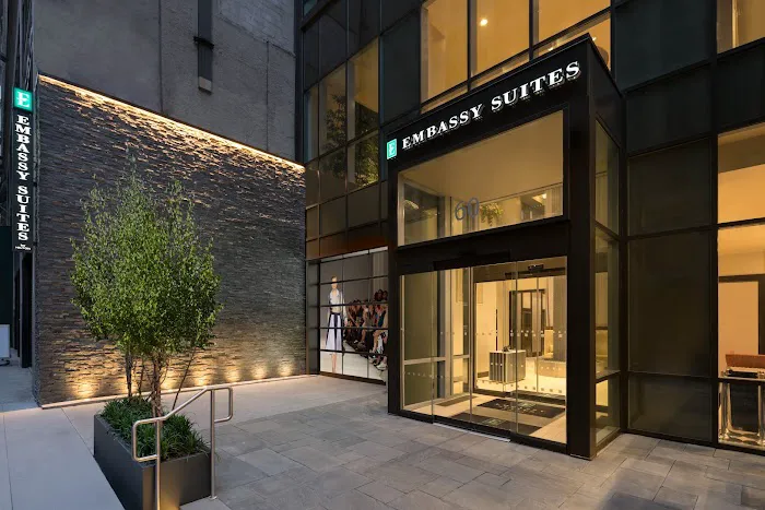 Embassy Suites by Hilton New York Manhattan Times Square Picture 8
