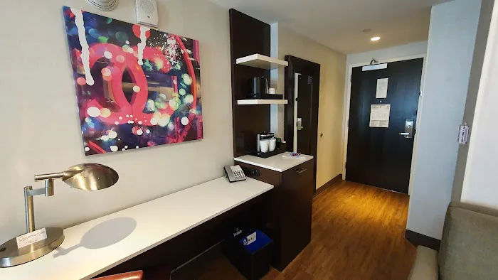 Embassy Suites by Hilton New York Manhattan Times Square Picture 2