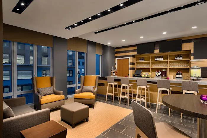 Embassy Suites by Hilton New York Manhattan Times Square Picture 5