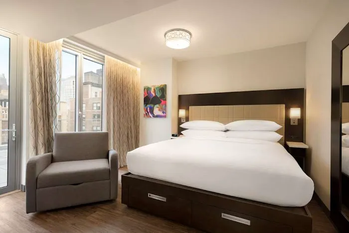 Embassy Suites by Hilton New York Manhattan Times Square Picture 1